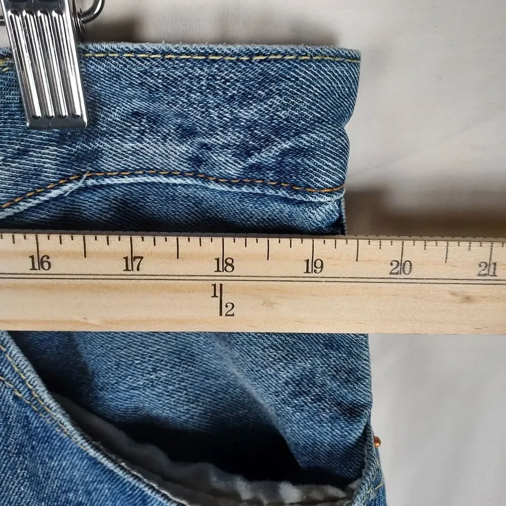 Levi’s 550 Relaxed Fit Jeans Men’s 40x30 Blue Denim Tapered Leg Zip Fly